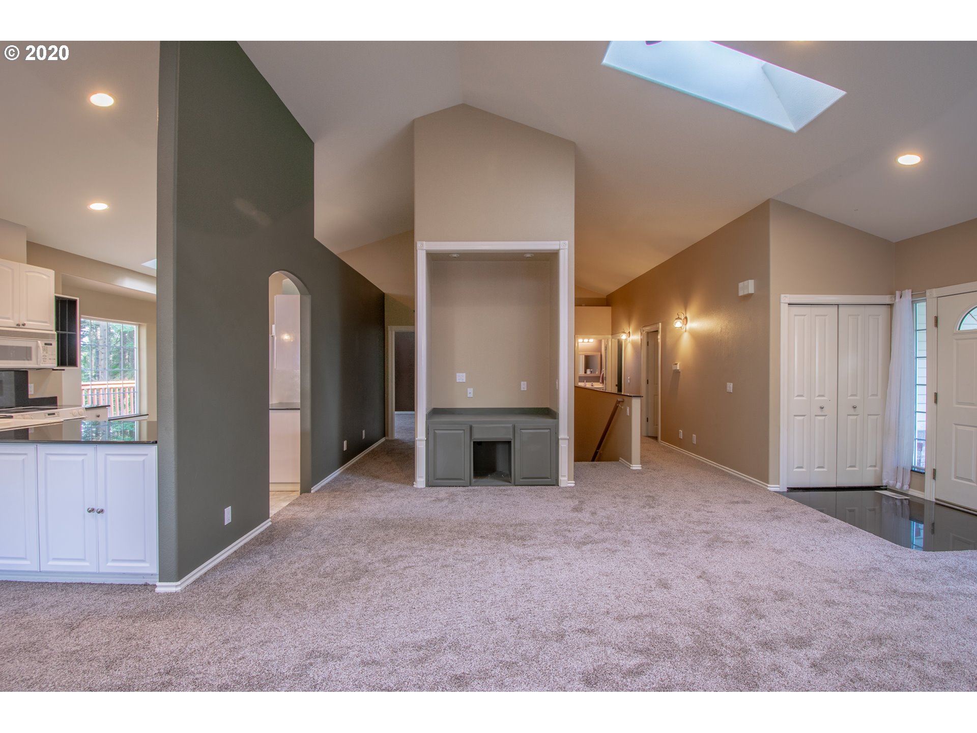 752 South 73rd Street Springfield, OR 97478 - Photo 9 of 30