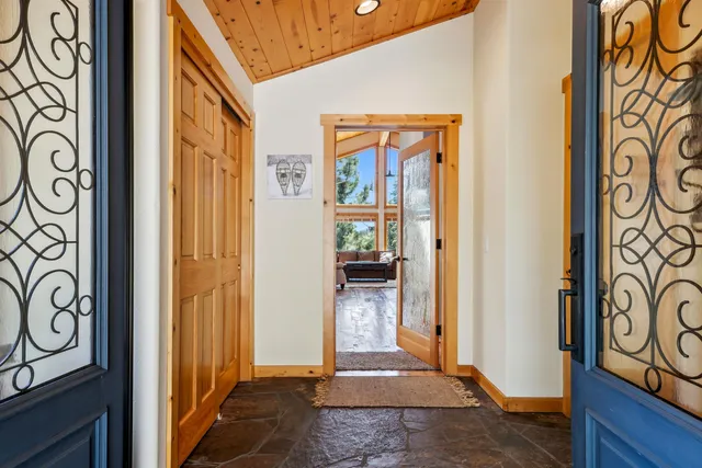 $1,850,000 | 12391 Stockholm Way, Truckee, CA 96161