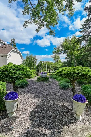$1,499,000 | 540 Ridgemoor Drive, Willowbrook, IL 60527