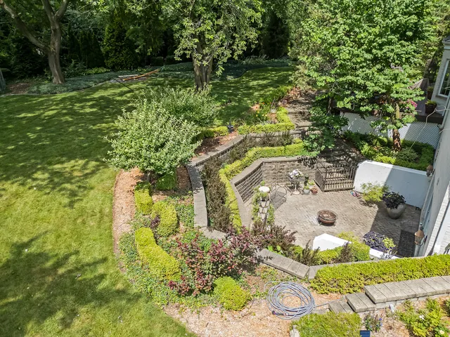 $1,499,000 | 540 Ridgemoor Drive, Willowbrook, IL 60527