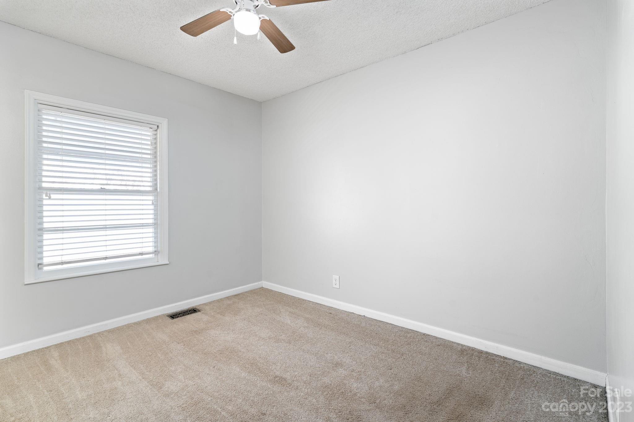 1029 Finley Road Rock Hill, SC 29730 - Photo 9 of 28 Gallery Image 9