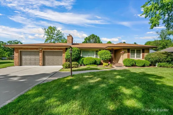 $459,000 | 340 Hilkert Court, Crystal Lake, IL 60014