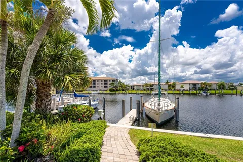 $284,900 | 3228 Wood Thrush Drive, Unit 112, Punta Gorda, FL 33950