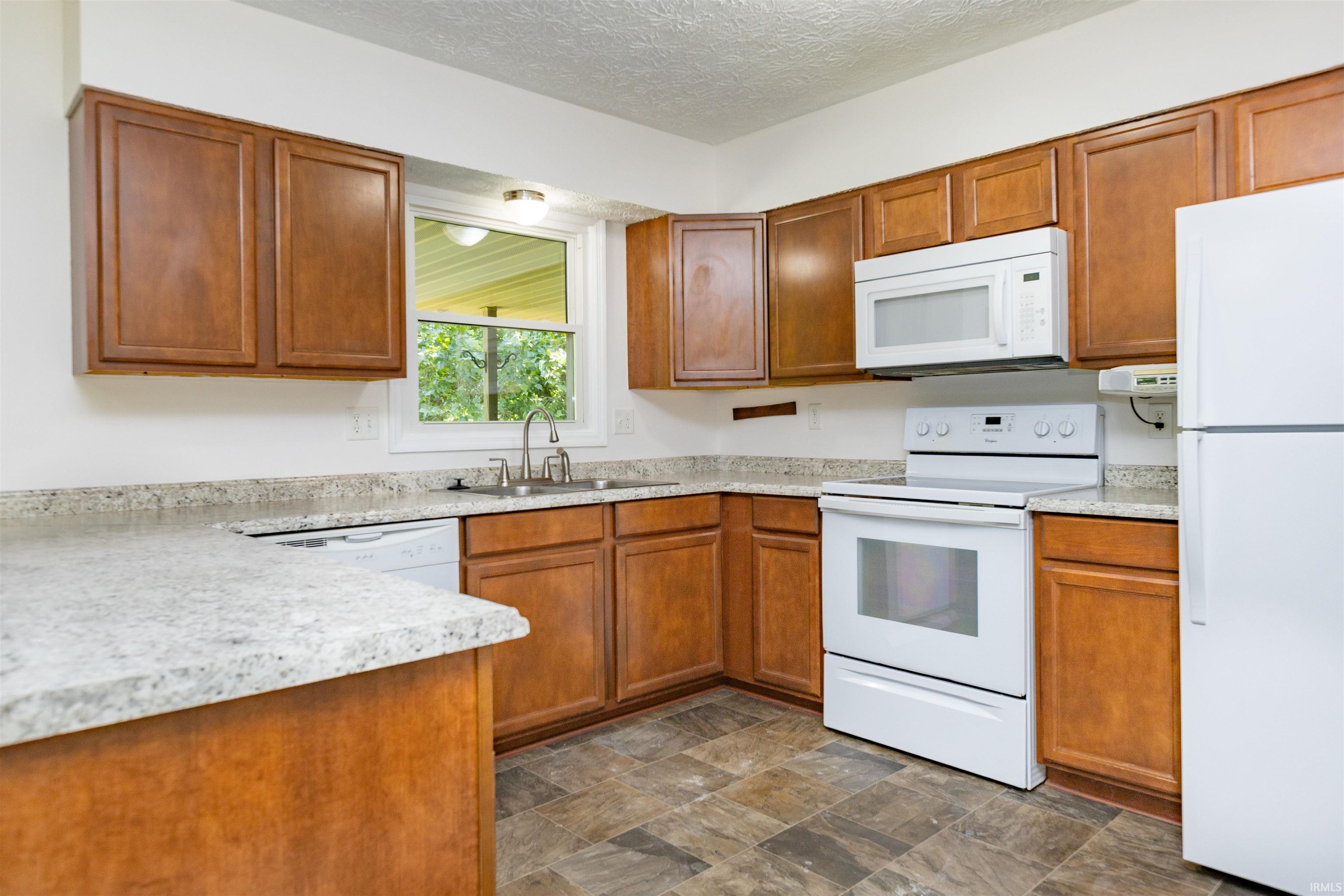 790 East Dillman Road Bloomington, IN 47401 - Photo 13 of 48