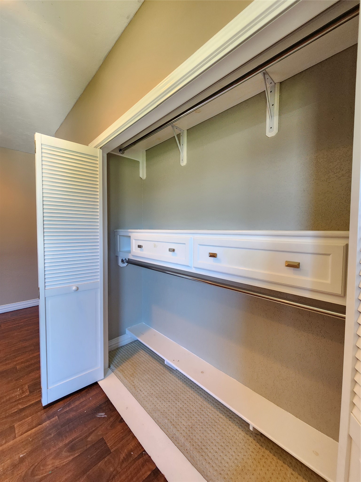 115 Oak Colony Drive Angleton, TX 77515 - Photo 32 of 45