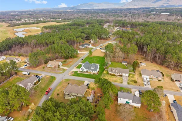 $549,900 | 318 Freedom Way, Chatsworth, GA 30705