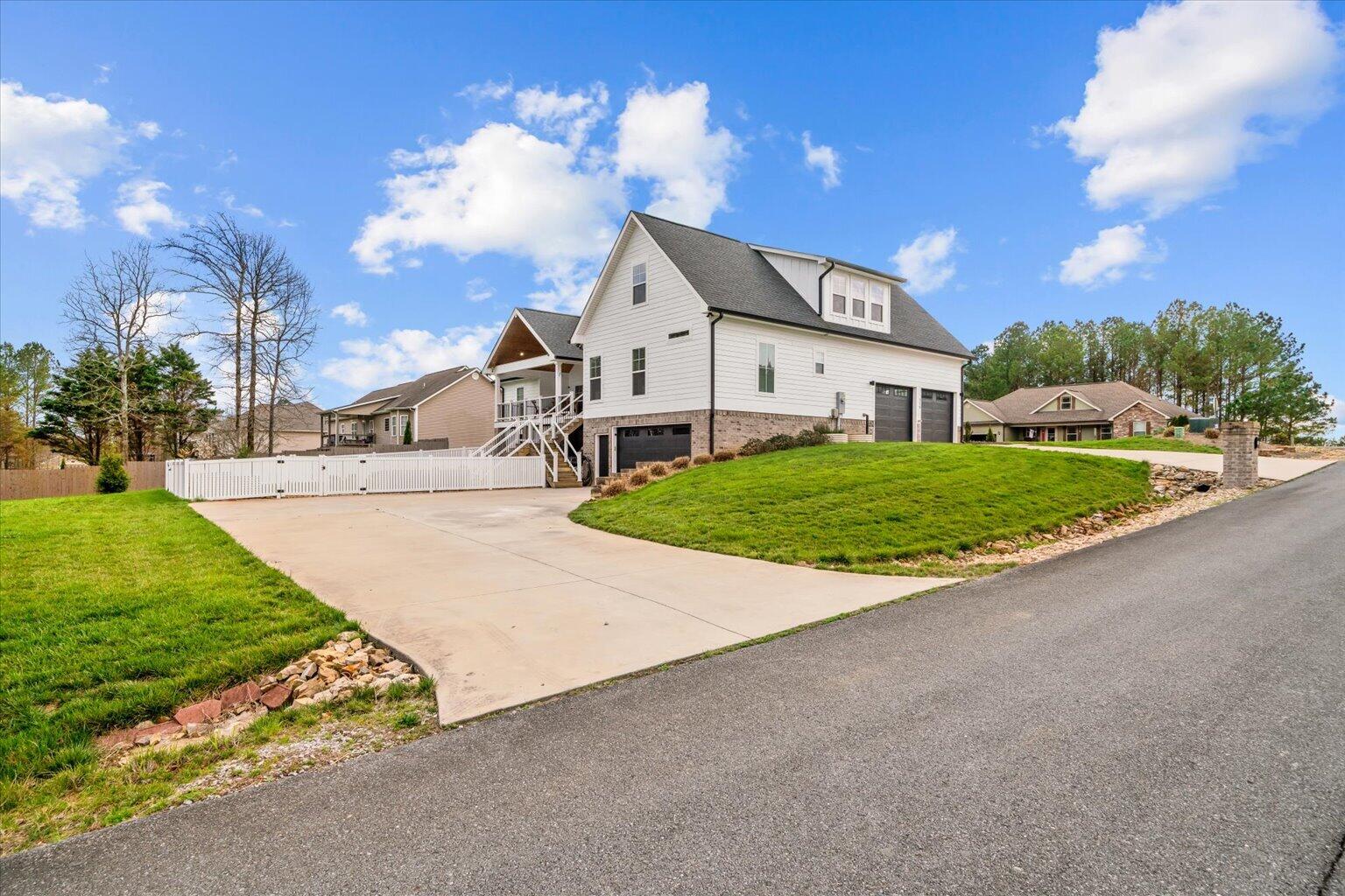 318 Freedom Way Chatsworth, GA 30705 - Photo 9 of 62 09-DSC01789