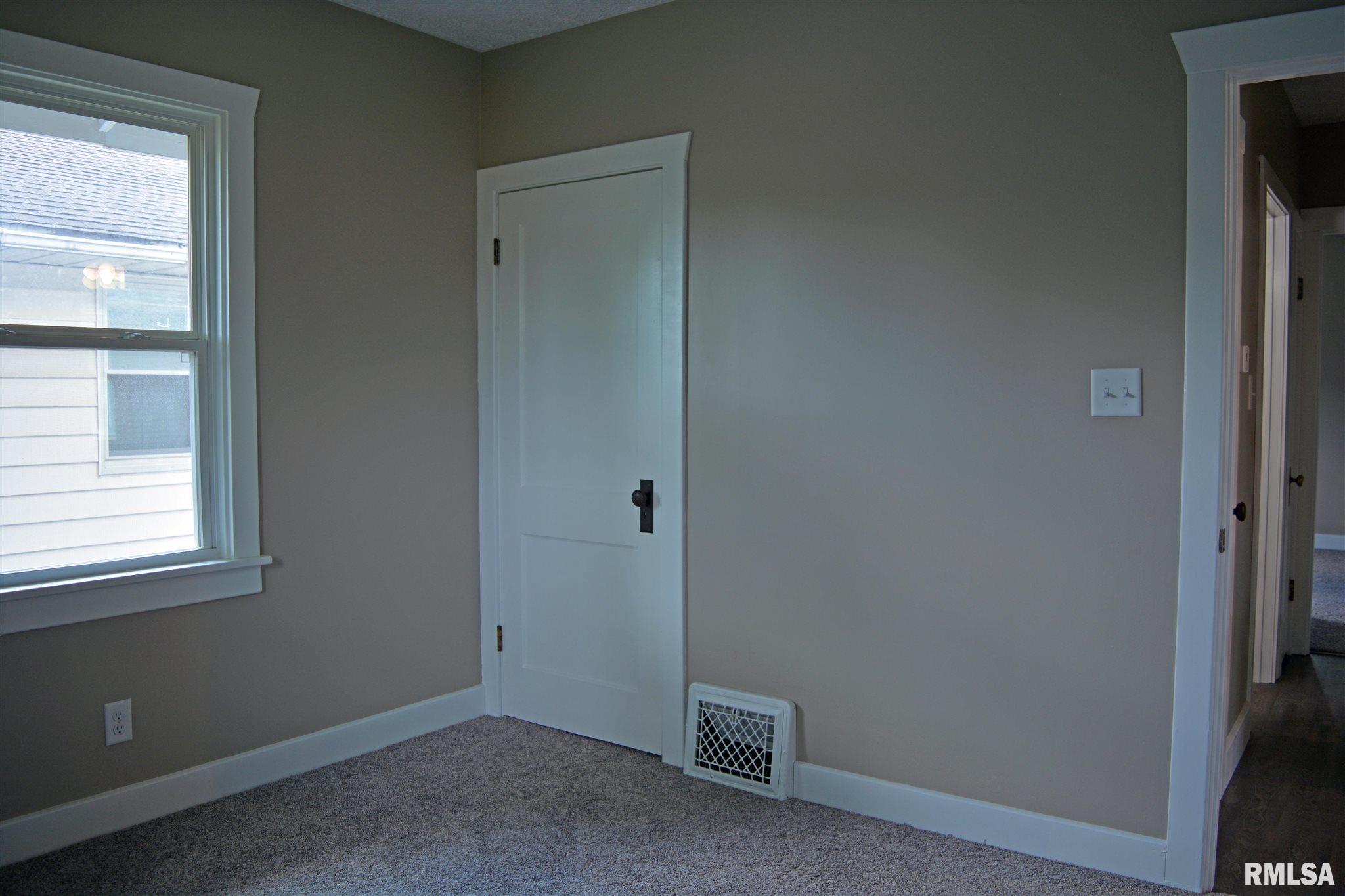 2420 South 4th Street Springfield, IL 62703 - Photo 12 of 18 Gallery Image 12