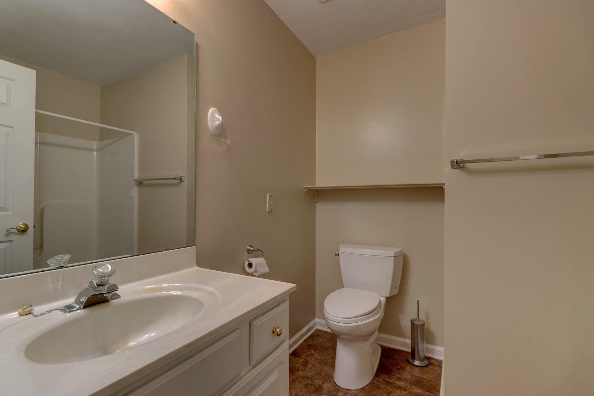 3613 Carson Road Roanoke, VA 24012 - Photo 17 of 41 017-285358-IMG_5298_299_300_301_302_6811