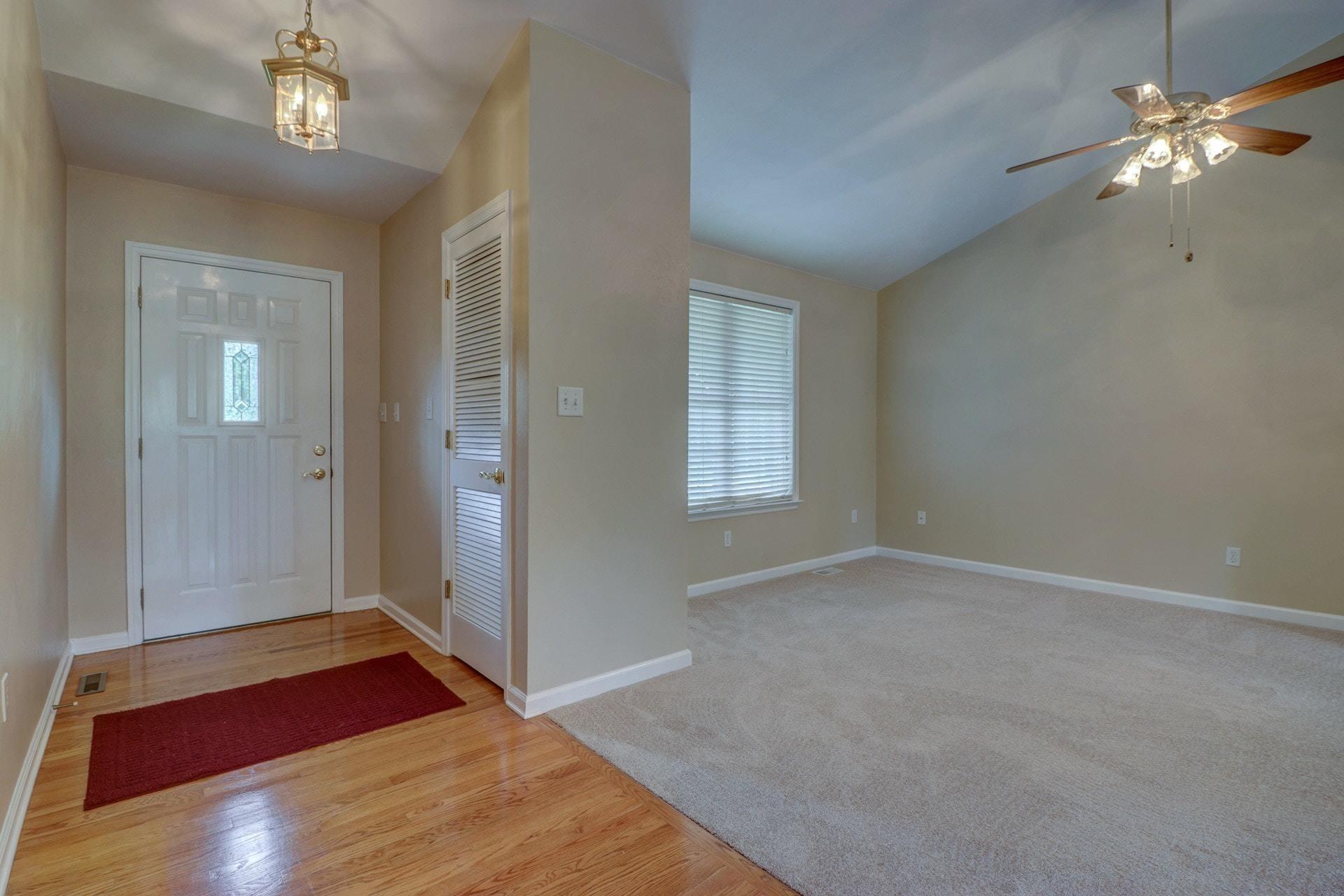 3613 Carson Road Roanoke, VA 24012 - Photo 3 of 41 003-285358-IMG_5208_09_10_11_12_6811765