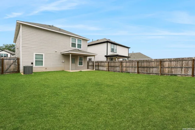 $1,925 | 13726 Crossbow, San Antonio, TX 78253