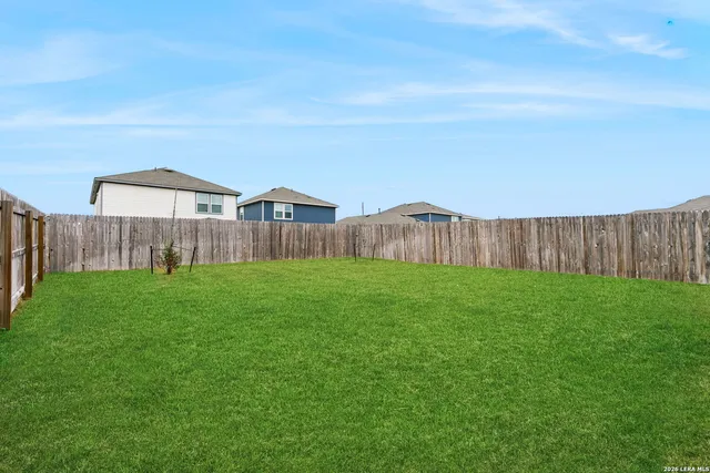 $1,925 | 13726 Crossbow, San Antonio, TX 78253