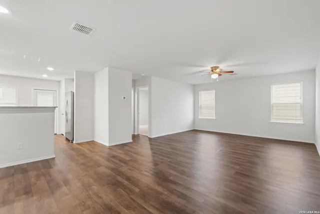 $1,925 | 13726 Crossbow, San Antonio, TX 78253