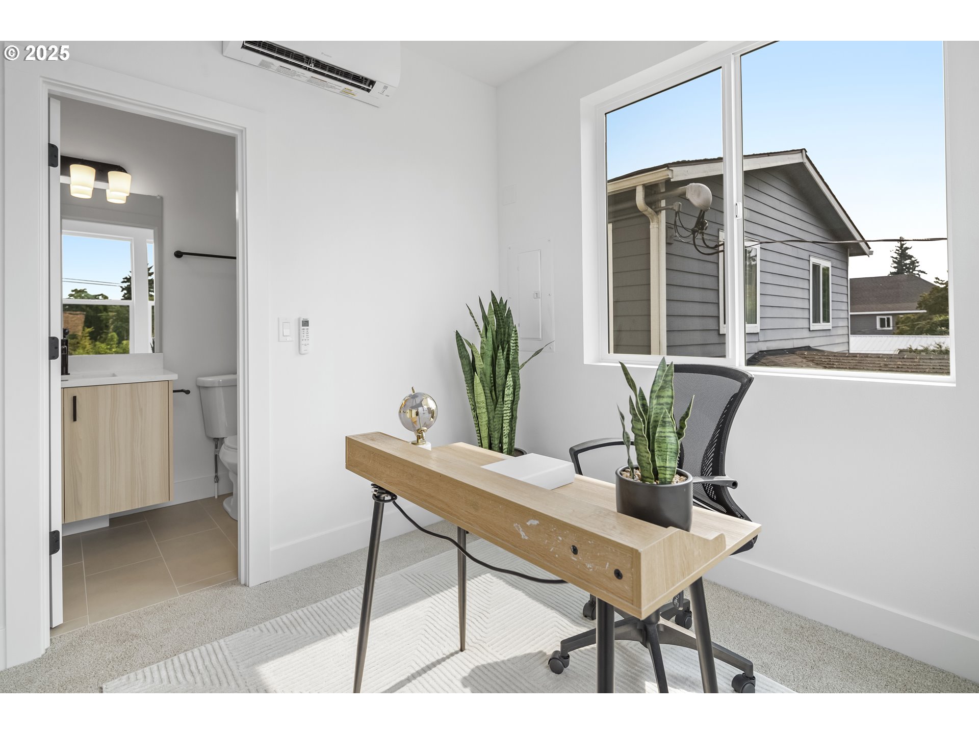 4732 Southeast 65th Avenue Portland, OR 97206 - Photo 14 of 16 a workspace with furniture and window