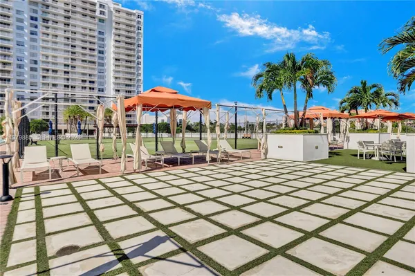 $2,300 | 2801 Northeast 183rd Street, Unit 507W, Aventura, FL 33160
