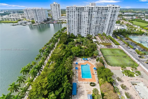 $2,300 | 2801 Northeast 183rd Street, Unit 507W, Aventura, FL 33160