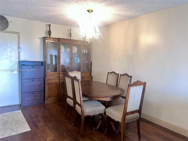 $2,300 | 2801 Northeast 183rd Street, Unit 507W, Aventura, FL 33160