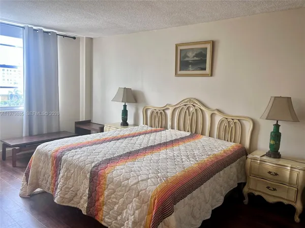 $2,300 | 2801 Northeast 183rd Street, Unit 507W, Aventura, FL 33160