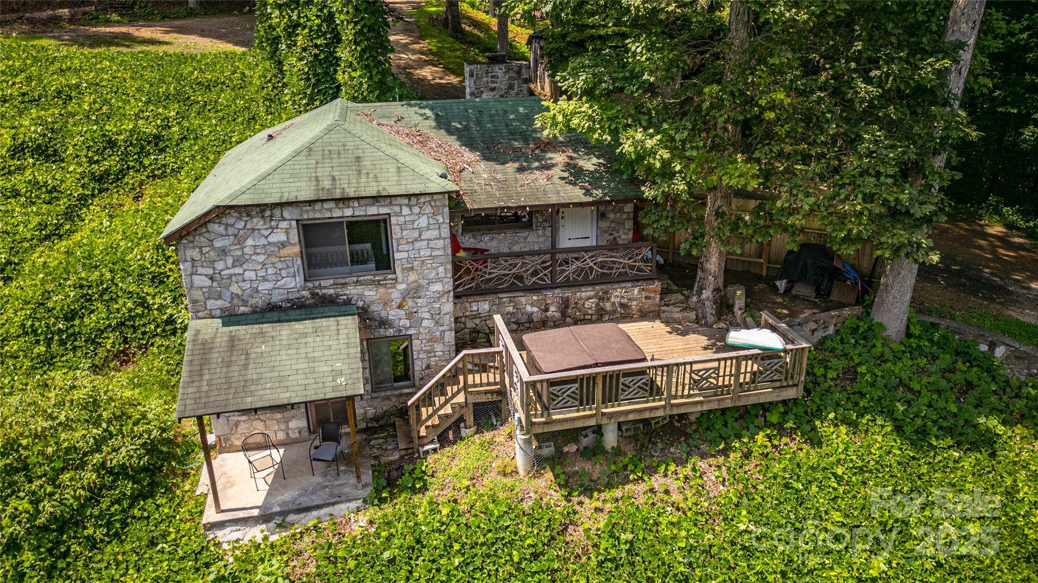 160 Observation Point Road Bryson City, NC 28713 - Photo 25 of 26 an aerial view of a house with a yard