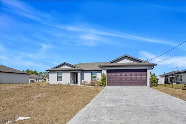 $2,299 | 185 Yager Circle, Fort Myers, FL 33913