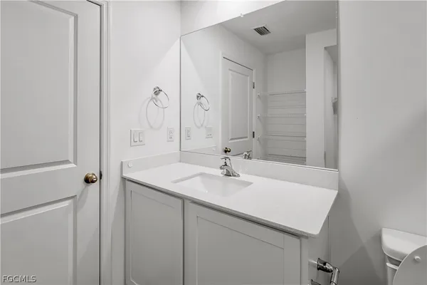 $2,299 | 185 Yager Circle, Fort Myers, FL 33913
