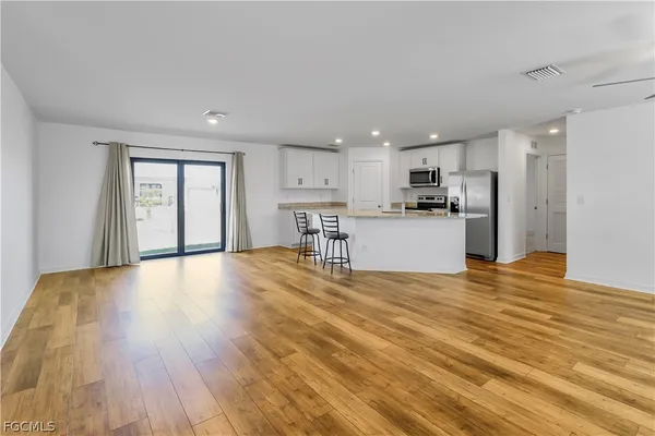 $2,299 | 185 Yager Circle, Fort Myers, FL 33913