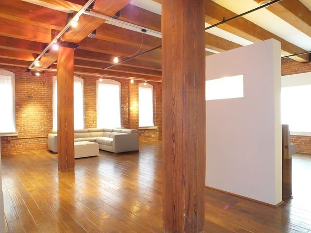 $812,000 | 33 Sleeper Street, Unit 409, Boston, MA 02210