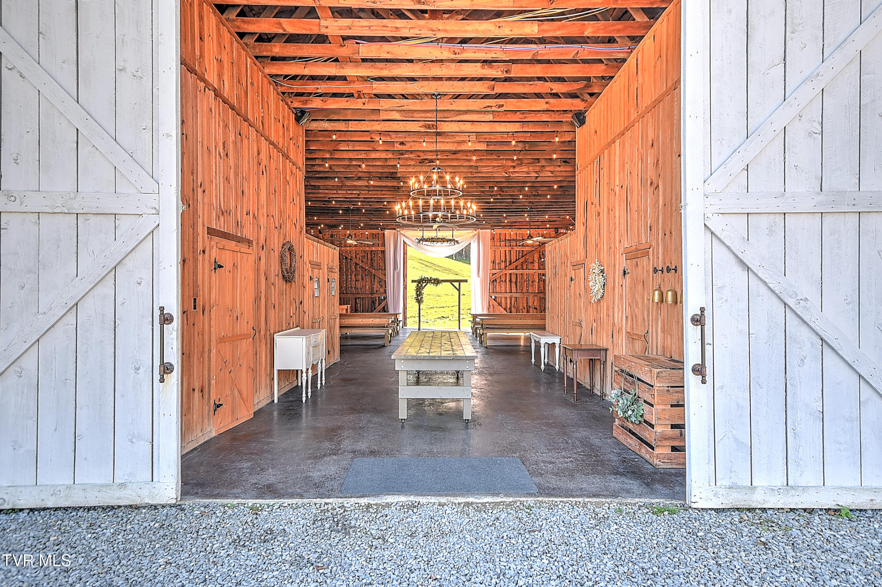 931 Providence Road Limestone, TN 37681 - Photo 32 of 77 Interior 1