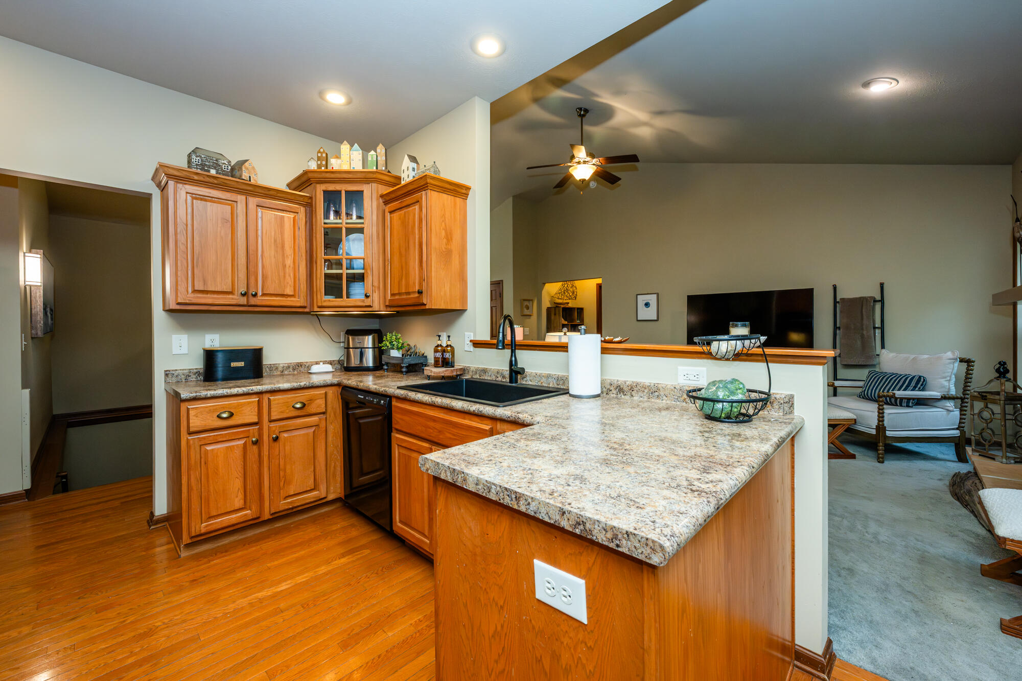 110 North Philip Road Niles, MI 49120 - Photo 10 of 45 Phillips-114
