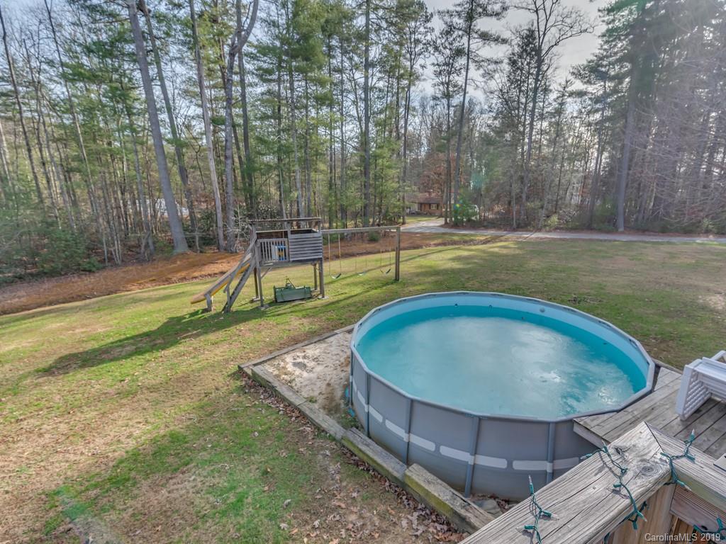 2940 Pace Road Hendersonville, NC 28792 - Photo 17 of 26 Gallery Image 17