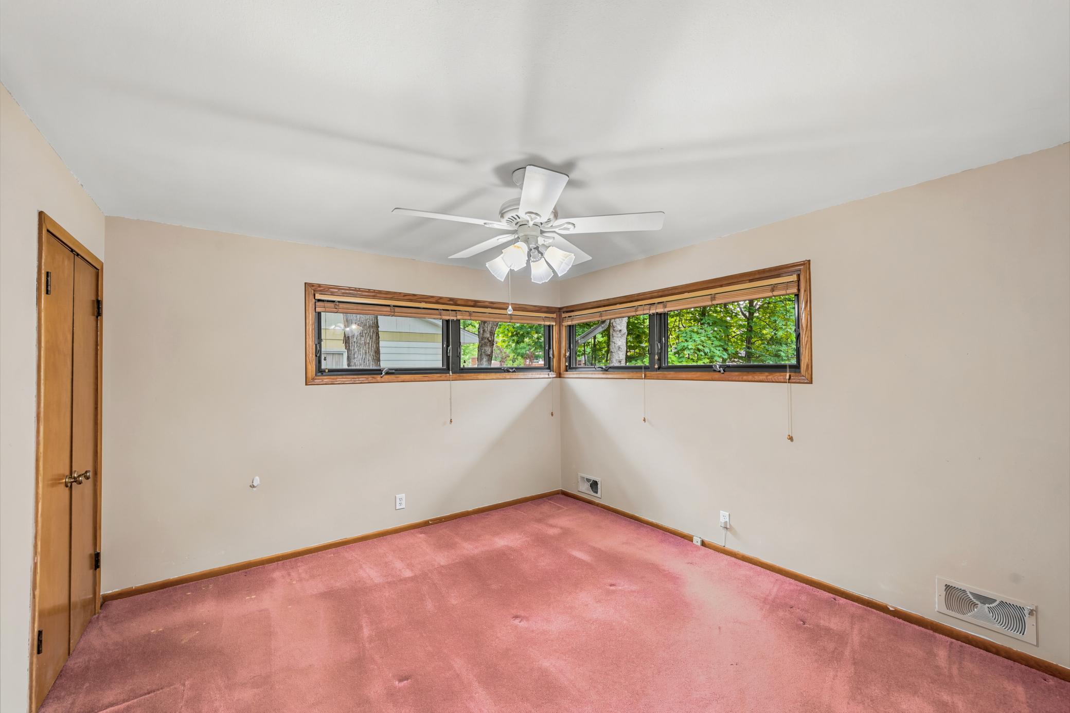 14137 Glenridge Road Minnetonka, MN 55345 - Photo 30 of 52