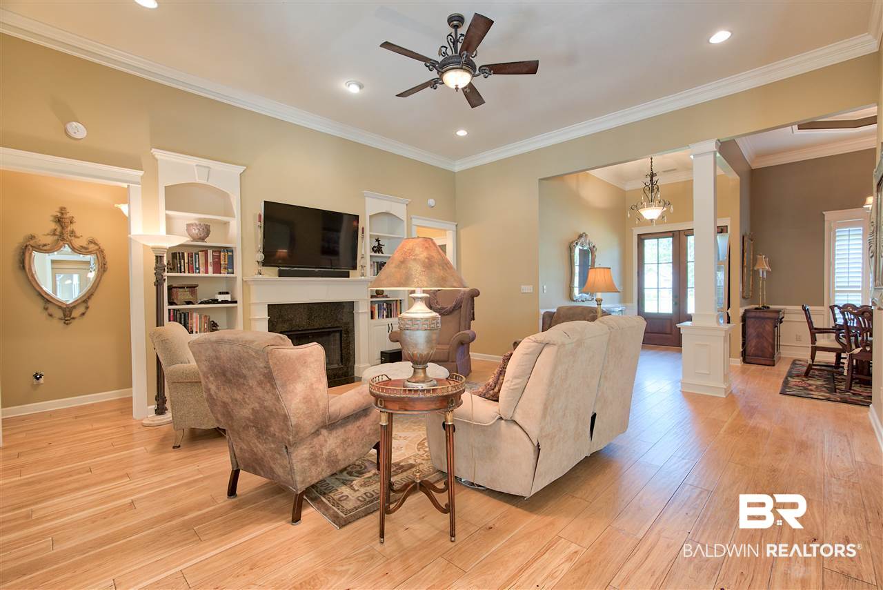 466 Dover Street Fairhope, AL 36532 - Photo 5 of 40
