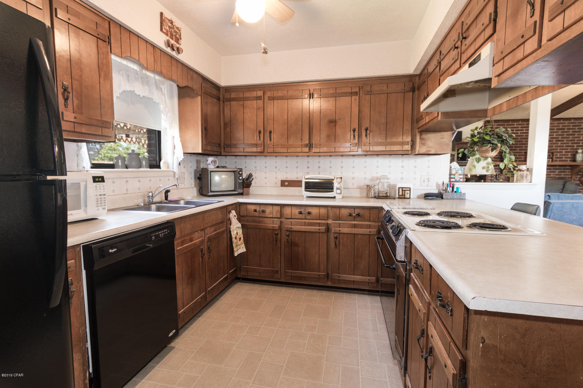6015 Ivy Road Panama City, FL 32404 - Photo 5 of 32