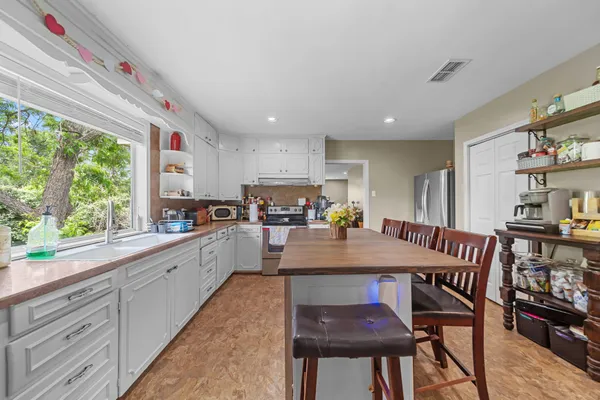 $349,000 | 202 Sweed Street, Brenham, TX 77833