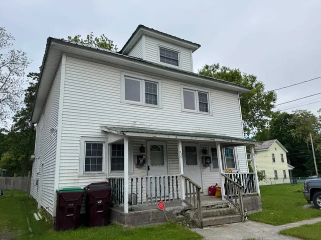 $169,900 | 905 County Street, Bennington, VT 05201