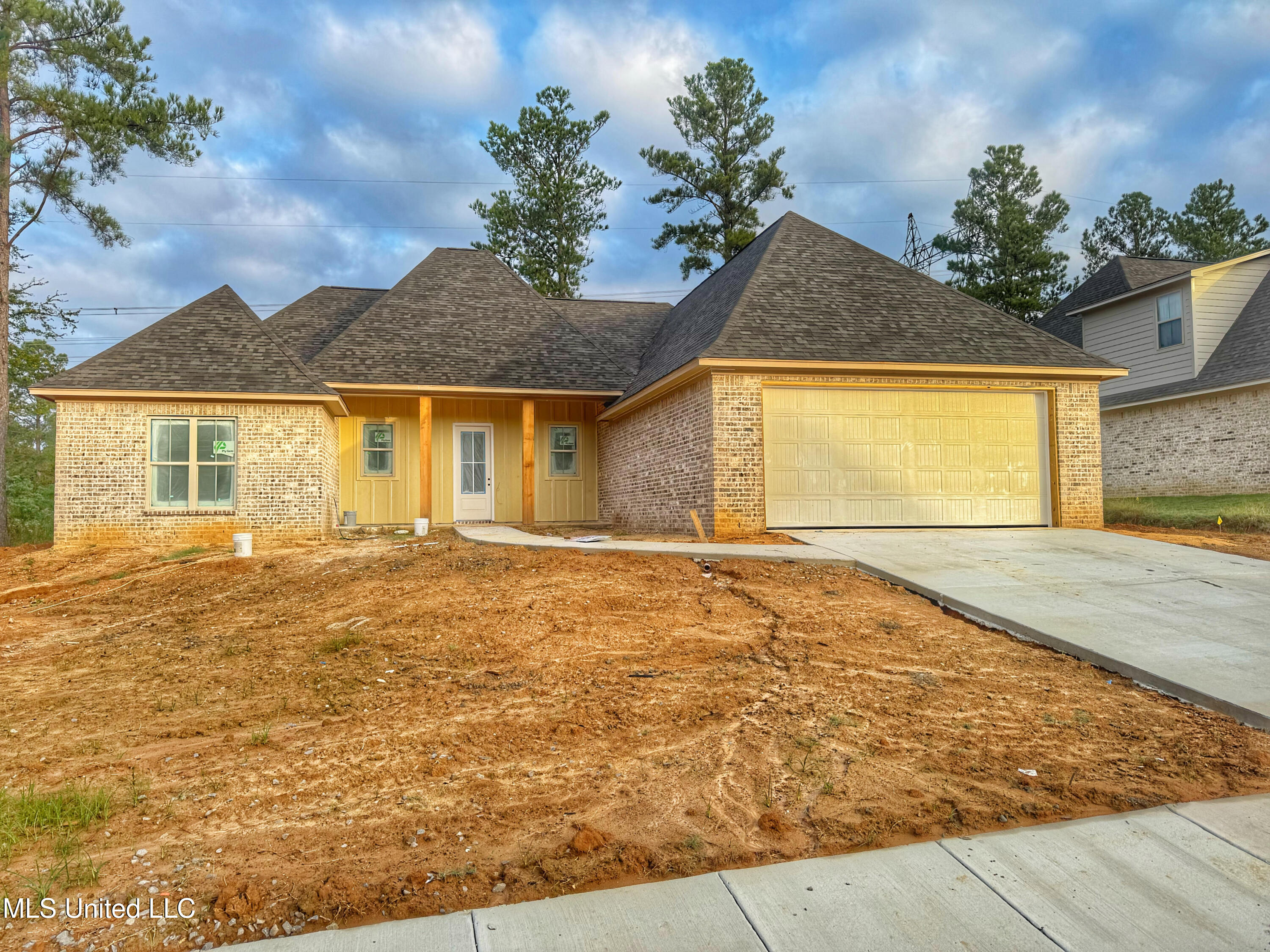 114 Grayson Way Madison, MS 39110 - Photo 10 of 10 Front 9-26