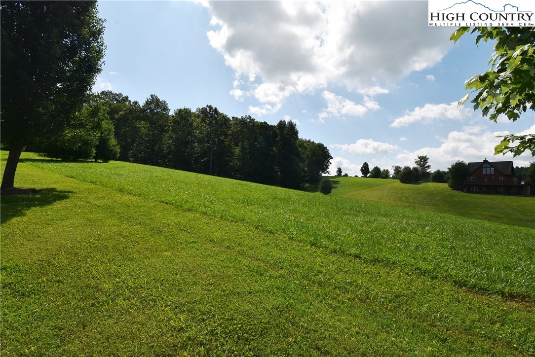 14 Bear Den Road Sparta, NC 28675 - Photo 7 of 16 Gallery Image 7