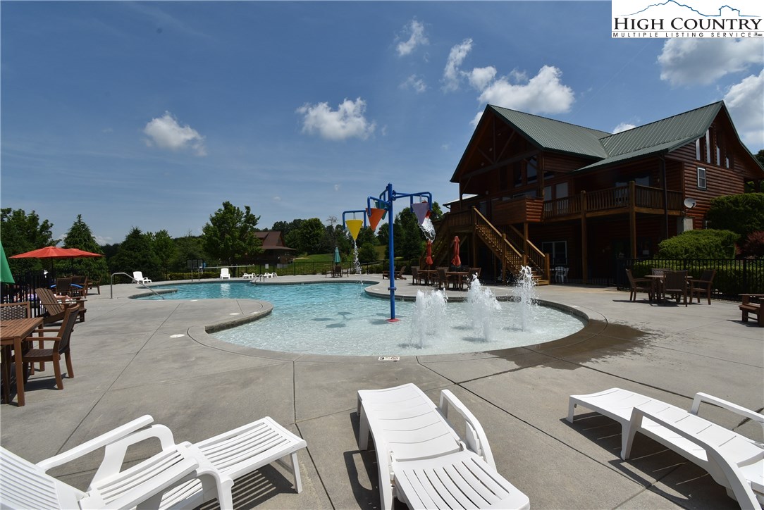 14 Bear Den Road Sparta, NC 28675 - Photo 8 of 16 Gallery Image 8