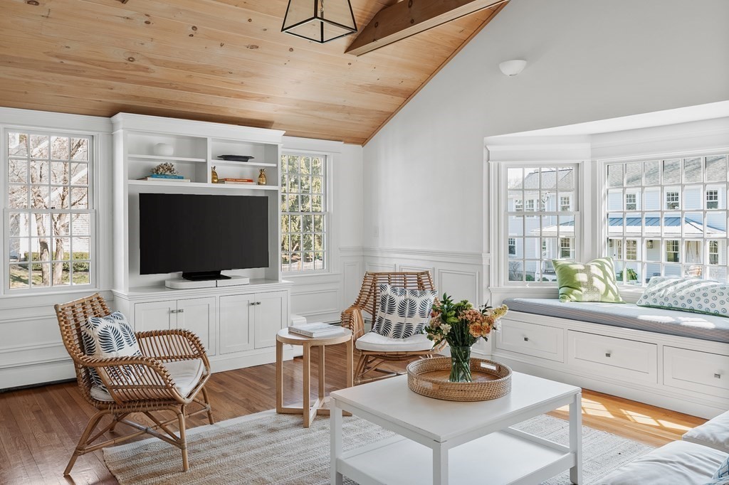 16 Old Pasture Road Cohasset, MA 02025 - Photo 7 of 40 Gallery Image 7