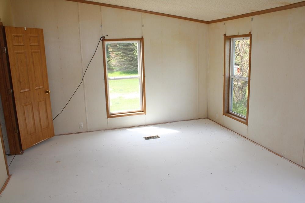 6178 Meredith Grade Road Harrison, MI 48625 - Photo 10 of 59