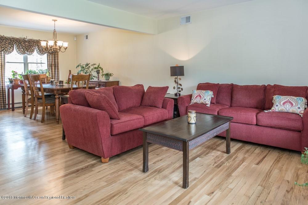 639 Reed Road Jackson, NJ 08527 - Photo 9 of 50 639 8