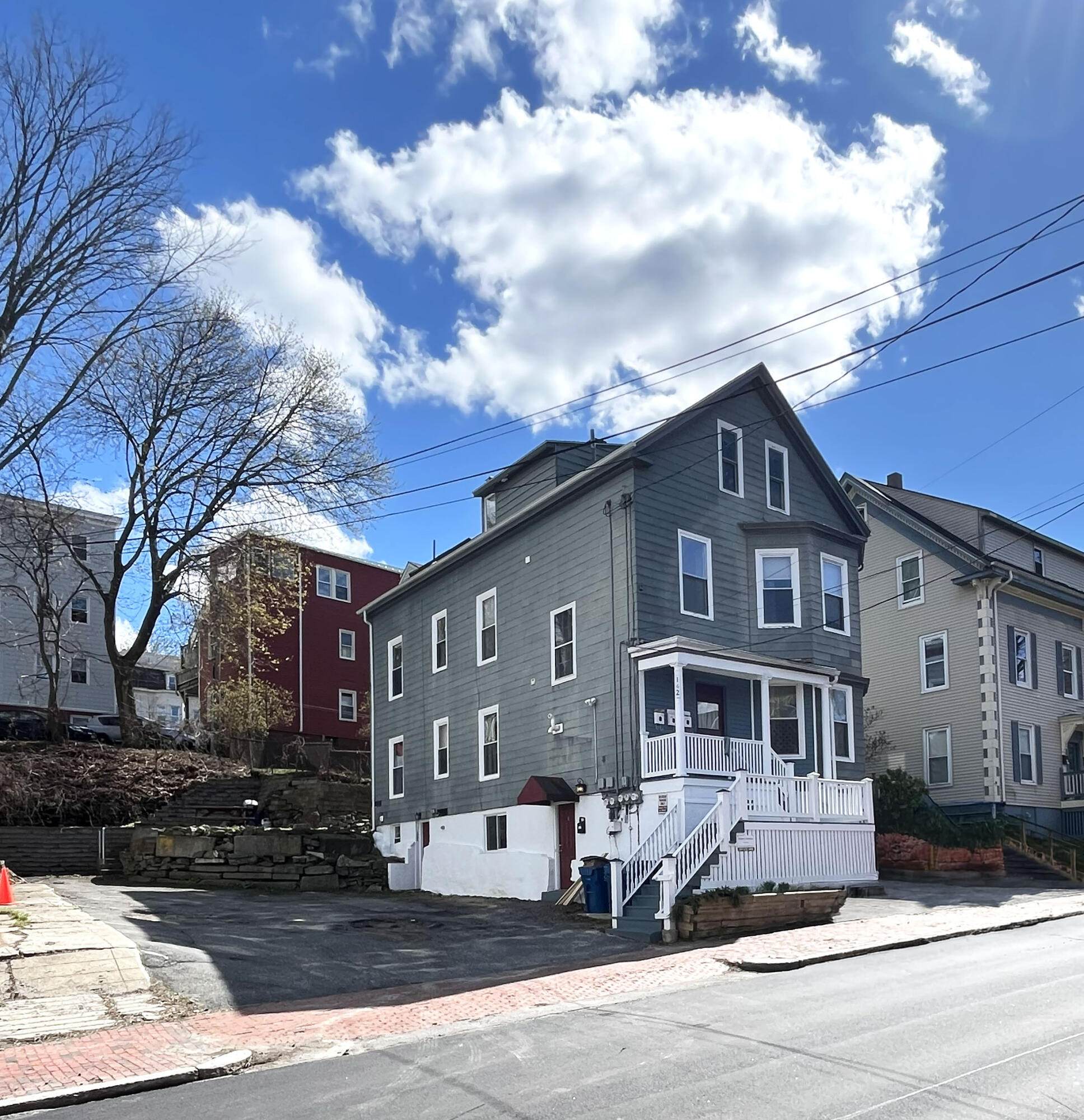 142 Sherman Street Portland, ME 04101 - Photo 2 of 7 IMG_0469