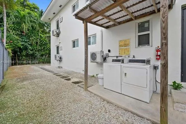 $1,650 | 520 Northeast 82nd Terrace, Unit 7, Miami, FL 33138