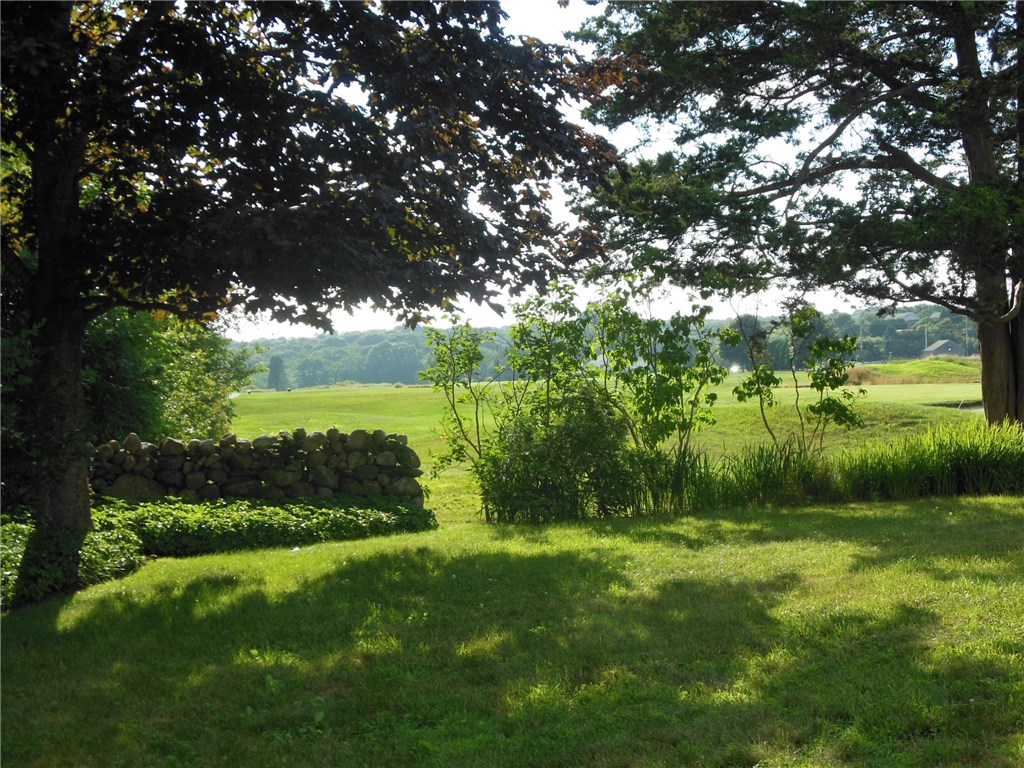 26 Charlene Avenue Westerly, RI 02891 - Photo 6 of 30