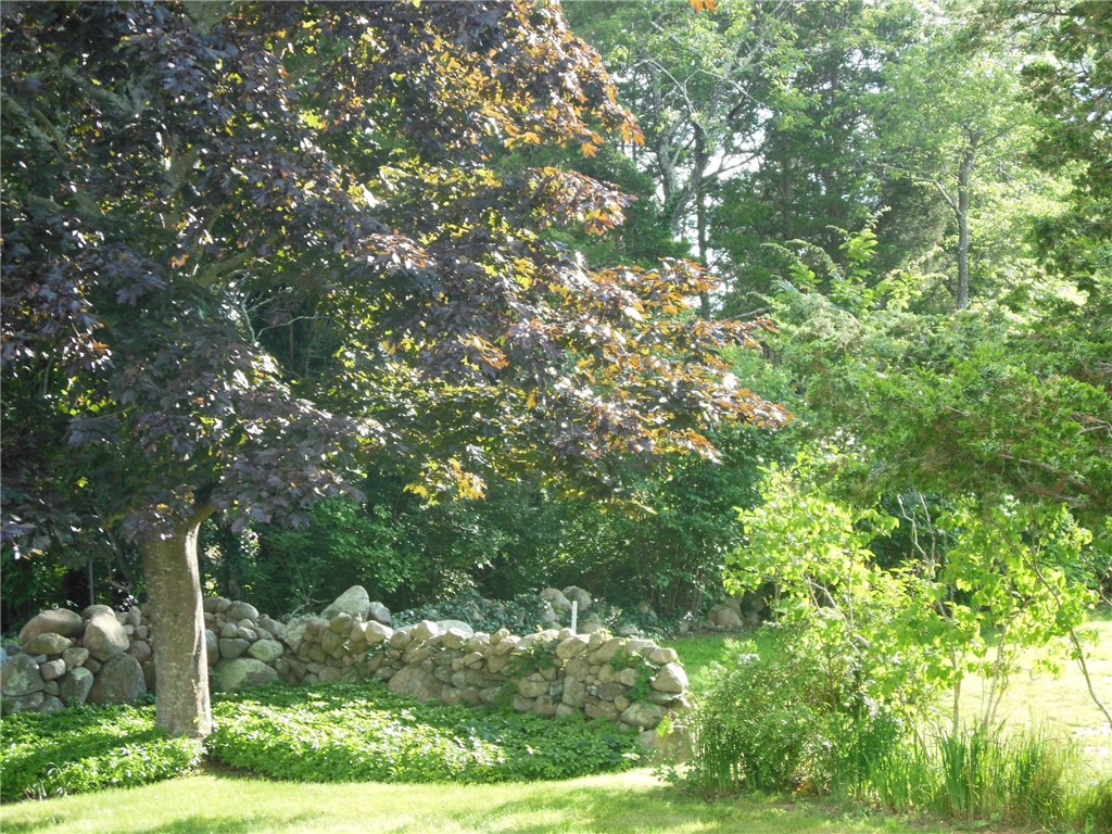 26 Charlene Avenue Westerly, RI 02891 - Photo 7 of 30