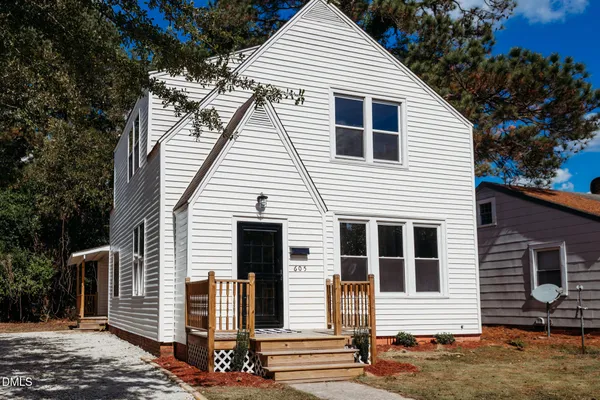 $160,000 | 605 West Lenoir Avenue, Unit 605, Kinston, NC 28501