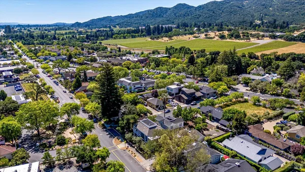 $2,950,000 | 6555 Yount Street, Yountville, CA 94599