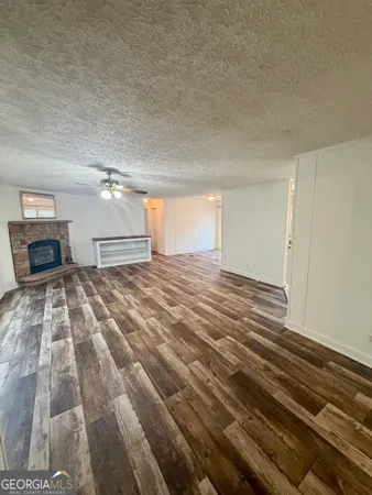 $1,600 | 3116 S Highway, Hawkinsville, GA 31036