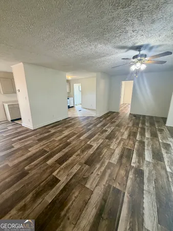 $1,600 | 3116 S Highway, Hawkinsville, GA 31036