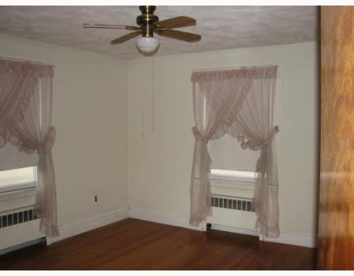 5 Bedford Road Cranston, RI 02910 - Photo 5 of 6 Bedroom.